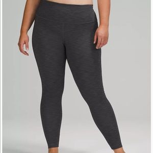 NWT LuLuLemon Athletica Wunder Train High-Rise Tight 28”. Size 4.